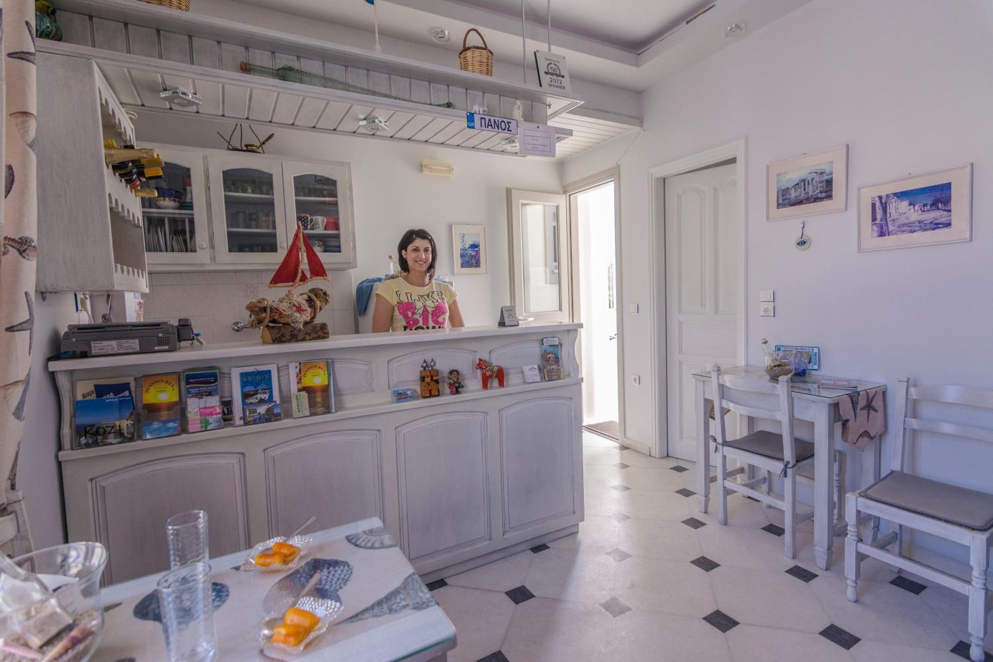 Sofi Pension Naxos City 外观 照片