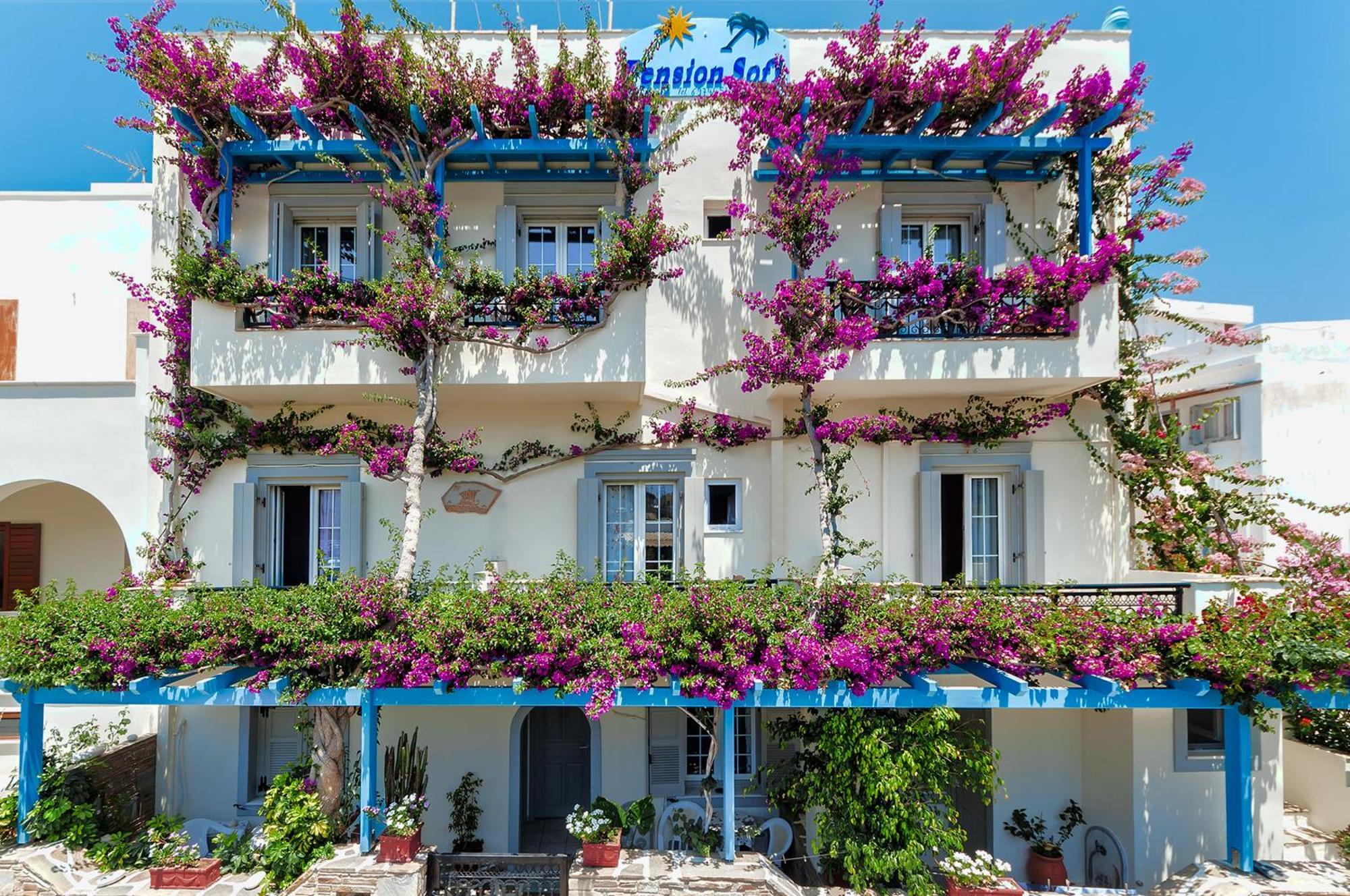 Sofi Pension Naxos City 外观 照片