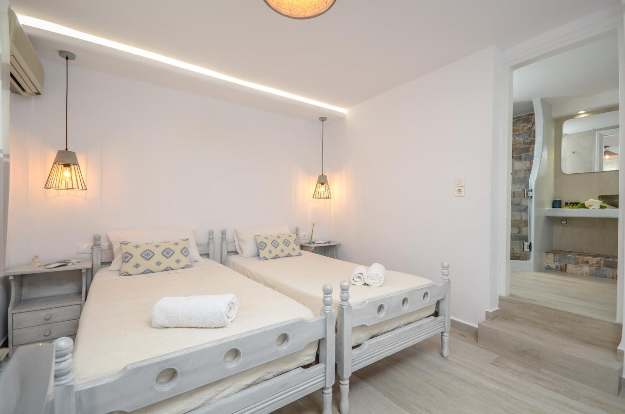 Sofi Pension Naxos City 外观 照片