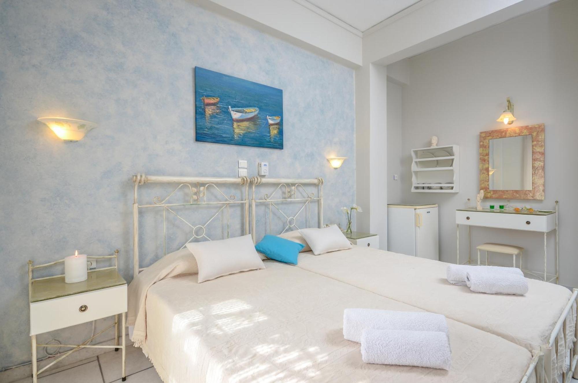 Sofi Pension Naxos City 外观 照片
