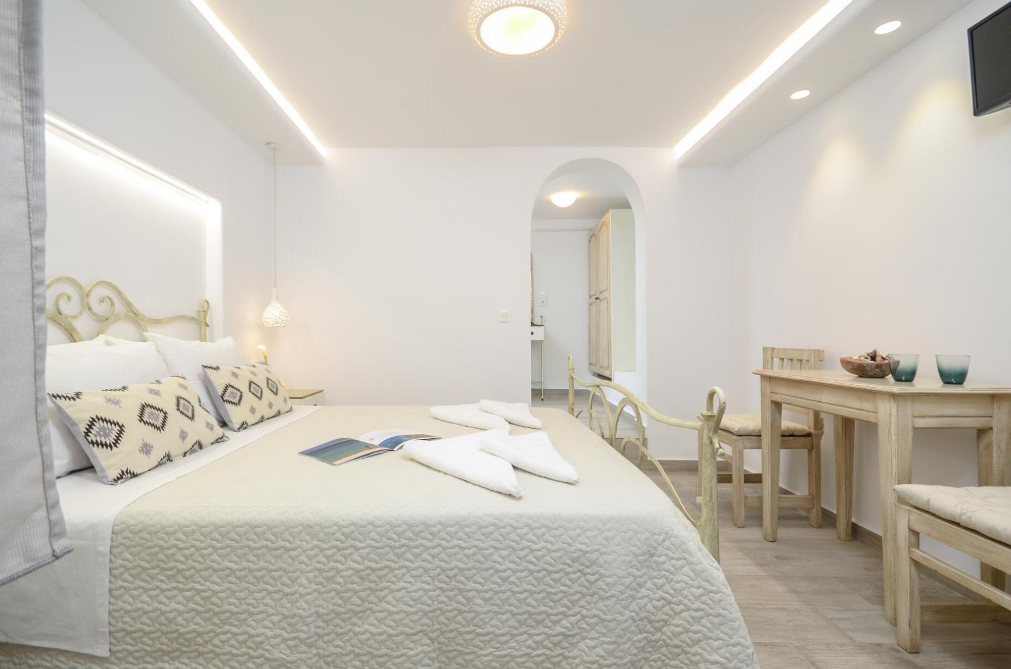 Sofi Pension Naxos City 外观 照片
