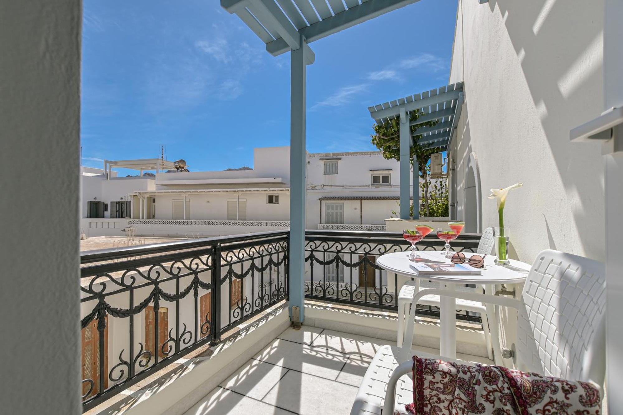 Sofi Pension Naxos City 外观 照片